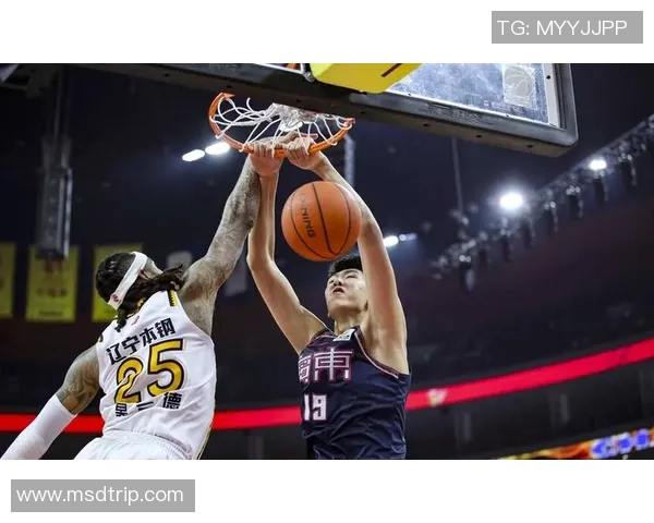 激烈对决单挑篮球明星赛展现球技巅峰魅力与精彩瞬间